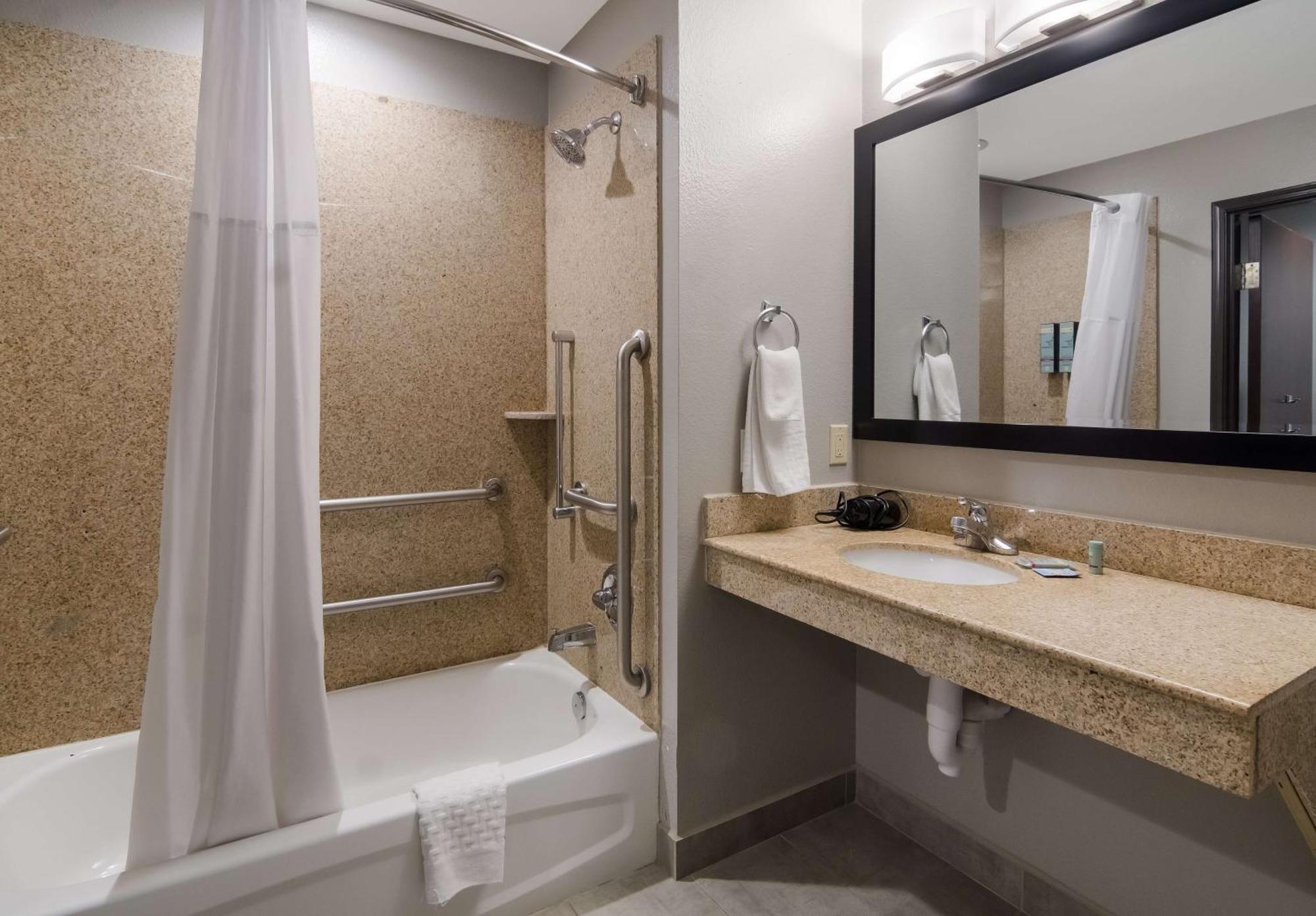 Best Western Eastland מראה חיצוני תמונה